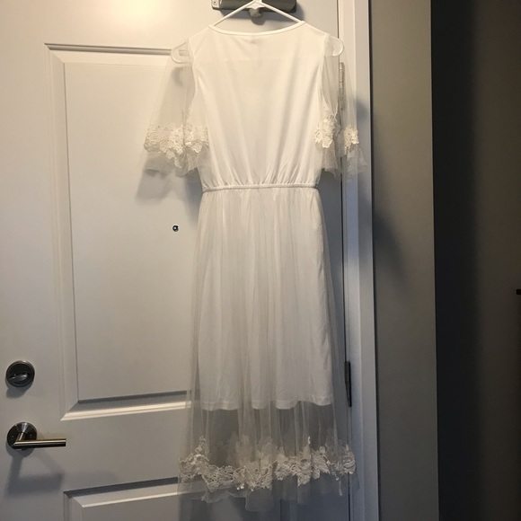 White tulle dress - Picture 2 of 5